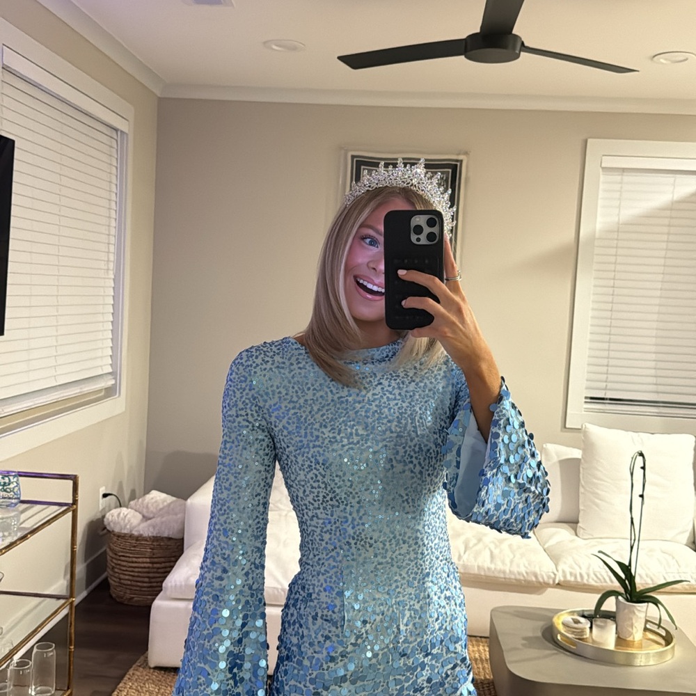 Elegant Blue Sequin Dress
